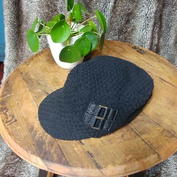 Mudd woven pageboy cap.EUC - Picture 2 of 3